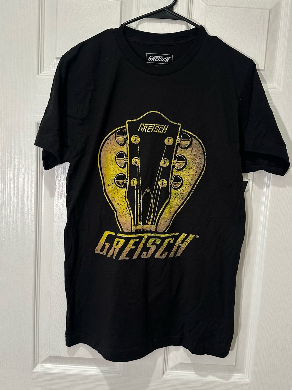 Gretsch Guitar Black Graphic T-Shirt Yellow Headstock Size Medium NWT